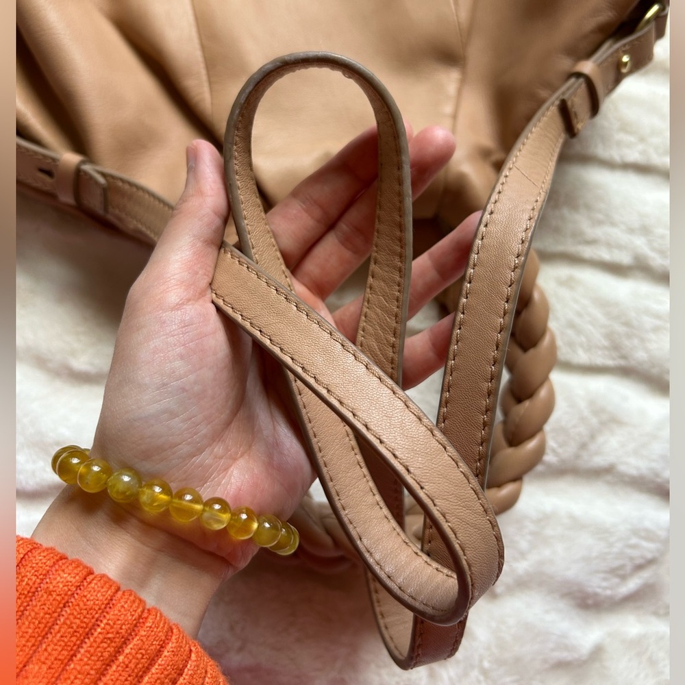 Vince Camuto 100% Leather Jordy Tote With Crossbody Strap Sandstone - Picture 12 of 16